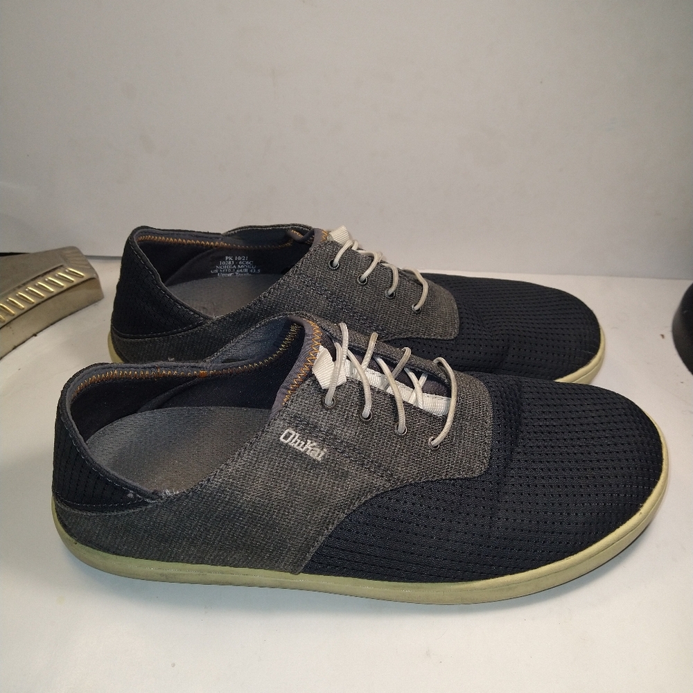 Olukai Nohea Moku No Tie Pull On Boat Shoes Sneakers Men's sz 10.5.